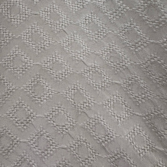 Velvet by Graham & Spencer White Textured Wrap Blouse XS - Picture 3 of 6